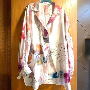 AGNONA- Floral Silk Blouse w/Belted Cuffs. XL